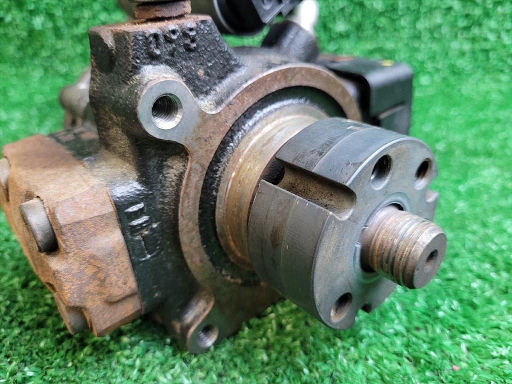 SKODA OCTAVIA II Nagynyomású Szivattyú 03L130755AH 03l130755ah01 5. kép