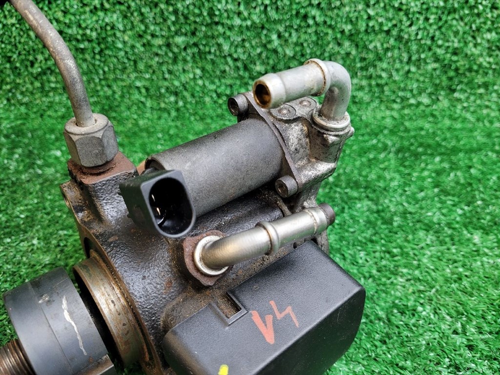 SKODA OCTAVIA II Nagynyomású Szivattyú 03L130755AH 03l130755ah01 6. kép