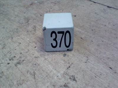 AUDI A6 2004.05 - 2008.09 Relé