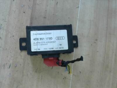 AUDI A8 94.06-02.12 Riasztó központ