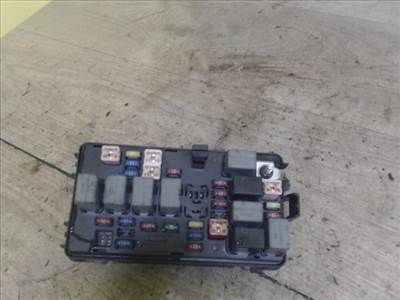 CHEVROLET SPARK Biztosítéktábla BCM BSI BSM SAM GEM modul Motortér