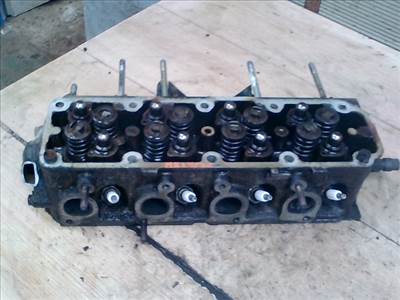 DAEWOO LANOS -01 Hengerfej. benzines