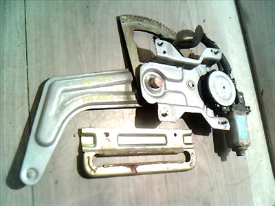 KIA RIO 2000.04-2005.06 Jobb hátsó ablakemelő szerkezet