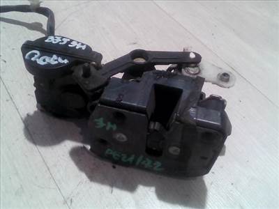 MAZDA 323 98-01 Jobb hátsó ajtó zárszerkezet központi záras