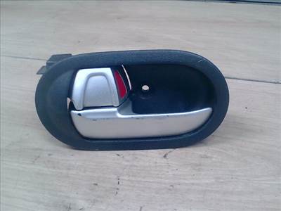 MITSUBISHI COLT 04.04-08.09 Bal hátsó belső kilincs