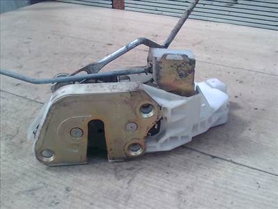 MITSUBISHI LANCER 96-98 Jobb első ajtó zárszerkezet központizáras