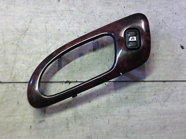 PEUGEOT 607 Bal hátsó ablakemelő kapcsoló 1. kép