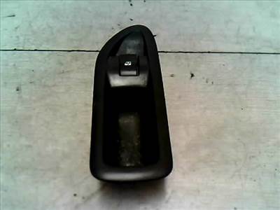RENAULT LAGUNA 00-05 Jobb hátsó ablakemelő kapcsoló