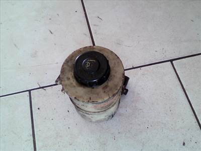 RENAULT LAGUNA 00-05 Szervóolaj tartály