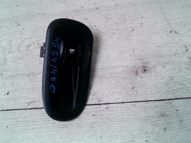 RENAULT MASTER 2010.04-2019.08 Jobb első ablakemelő kapcsoló 1. kép