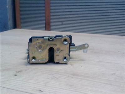 RENAULT SAFRANE Jobb hátsó ajtó zárszerkezet központi záras