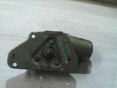 SUZUKI SWIFT 89-96 Ablaktörlő motor első