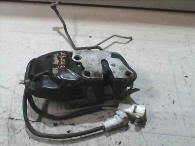 SUZUKI SWIFT 89-96 Bal első ajtó zárszerkezet központi záras