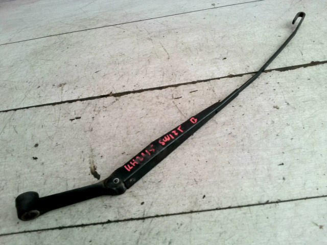 SUZUKI SWIFT 96-05 Ablaktörlő kar bal első 1. kép