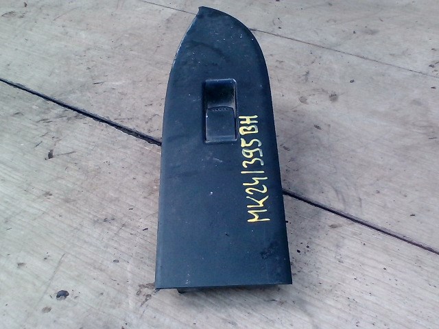 SUZUKI Vitara/Grand Vitara 2005.02.01-17.03.31 Bal hátsó ablakemelő kapcsoló 1. kép