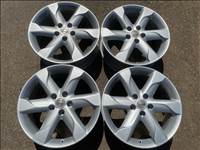 4db gyári 18" Nissan alufelni. (3992)