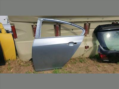 Opel Insignia A Bal hátsó ajtó 