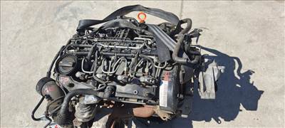 AUDI A3 2003.05 - 2005.09 Motor, diesel fűzött blokk hengerfejjel