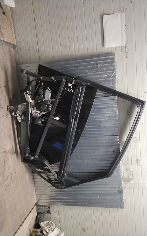 AUDI A6 97-04 Jobb hátsó ablakemelő szerkezet elektromos 1. kép