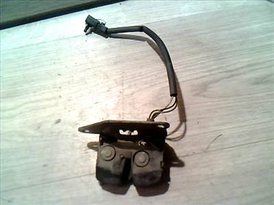 FIAT PUNTO III. Csomagtérajtó zárszerkezet