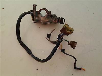 SUZUKI SWIFT 89-96 Gyújtáskapcsoló