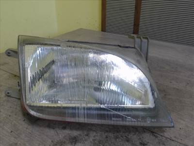 SUZUKI SWIFT 96-05 Jobb első fényszóró
