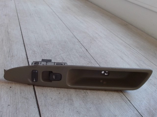 VOLVO S40 2000.06.01-2004.05.31 Jobb első ablakemelő kapcsoló 1. kép