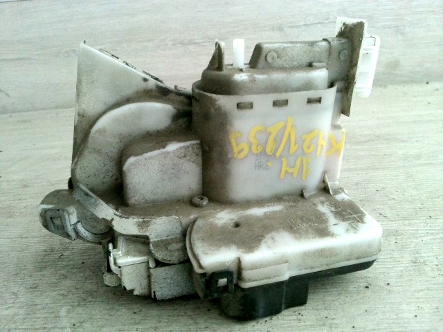 VOLKSWAGEN GOLF III. 94- Jobb hátsó ajtó zárszerkezet központi záras 1. kép