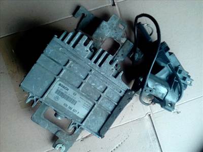 VOLKSWAGEN POLO III. 94-99 Motorvezérlő egység ECU PCM modul