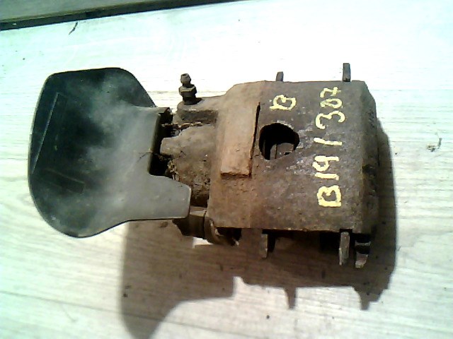 VOLKSWAGEN POLO IV. 99-02 Bal első féknyereg munkahengerrel 1. kép