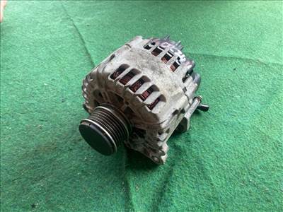 Volkswagen Golf VI generátor  03l903023f valeo-2607703a