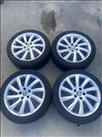 17" újszerű (gyári felni) alufelni, rajta 225/45 újszerű Michelin téli gumi gumi