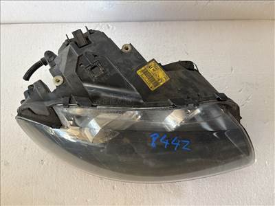 8442 Audi A3 8p 2003-2012 Jobb első Lámpa Fényszóró 8P0941004K