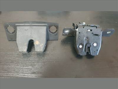 Opel Insignia B Csomagtérajtó zárszerkezet  13509599