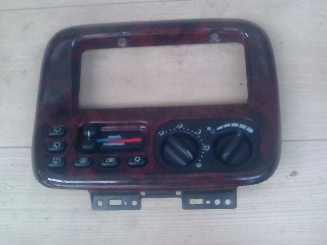 CHRYSLER VOYAGER 01.03-05.01 Fűtés vezérlő panel 1. kép