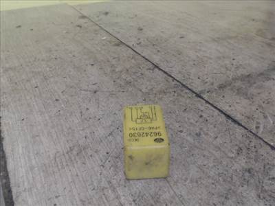 DAEWOO LANOS 01- Relé