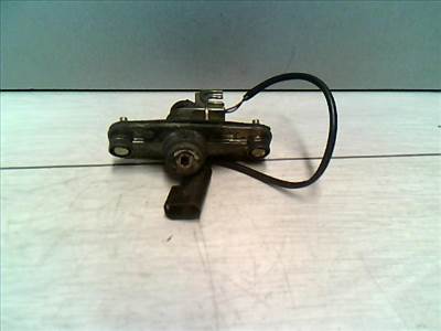 FORD MONDEO 01-07 Csomagtér ajtó zárszerkezet