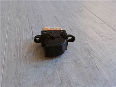 MAZDA 6 02-05 Bal hátsó ablakemelő kapcsoló