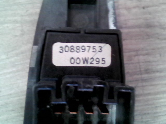 VOLVO V40 Jobb első ablakemelő kapcsoló 1. kép