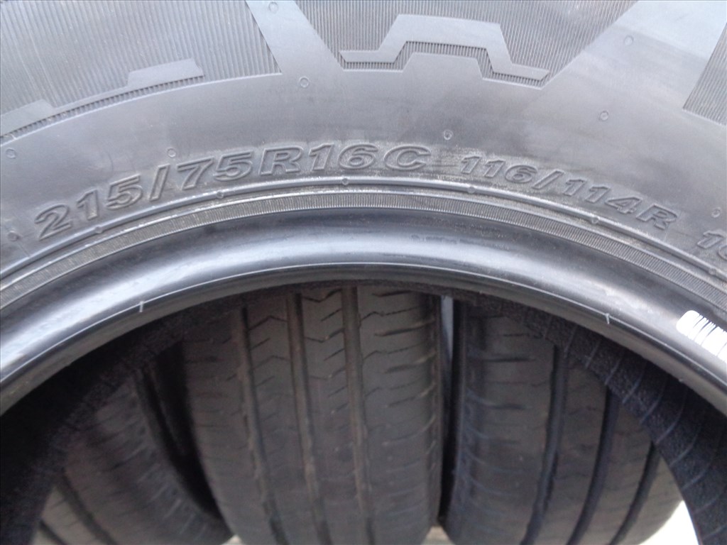 Új Nexen 215/75R16 C kisteher nyári gumi 2024-es gyártású, eladó. 8. kép