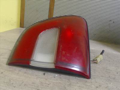 SUZUKI Baleno 1998.09.01-2002.12.31 Jobb belső hátsó lámpa