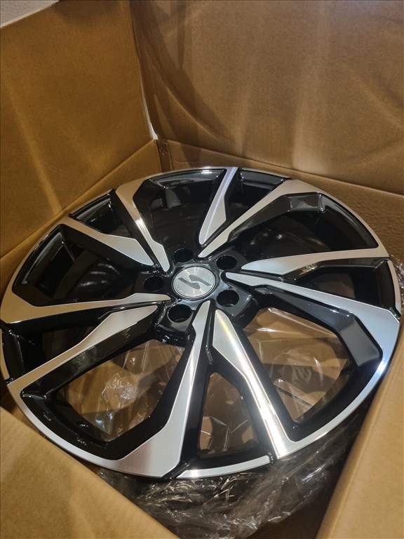  5x114.3 lyukosztású 7,5JJ 19" új Silverline alufelni 2. kép