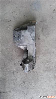 Iveco DAILY 00- 2.3 Jobb o. motortartó bak motortartóbak konzol 6219 500394623