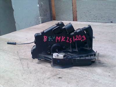 BMW E46 98-05 Jobb hátsó ajtó zárszerkezet központi záras