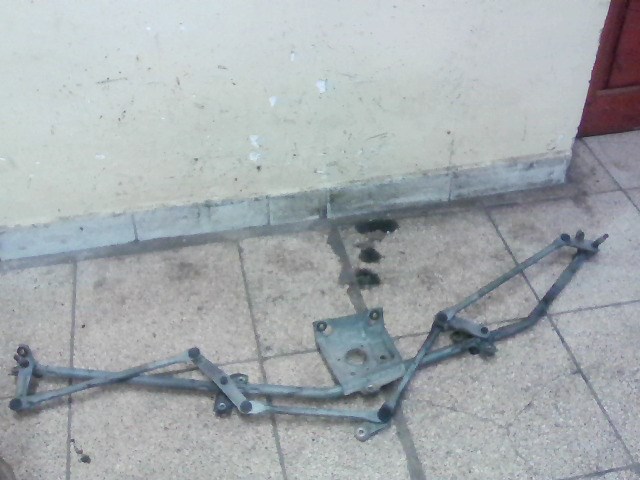 CHRYSLER VOYAGER 96-01 Ablaktörlő mechanika első 1. kép