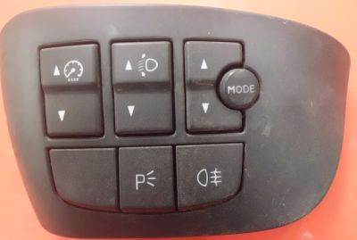 FIAT STILO 01.09-06.12 Kombinált kapcsoló középen