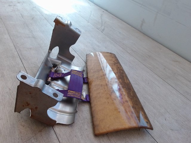 JAGUAR X-Type  2004.03.01- Müszerfal burkolat 1. kép