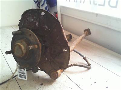 KIA CARENS 01-06 Jobb hátsó csonkállvány