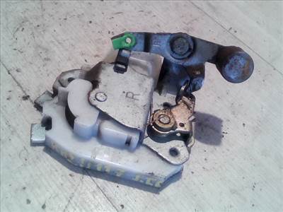 MITSUBISHI L400 Jobb tolóajtó zárszerkezet