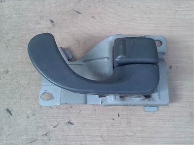 MITSUBISHI LANCER 96-98 Jobb első belső kilincs